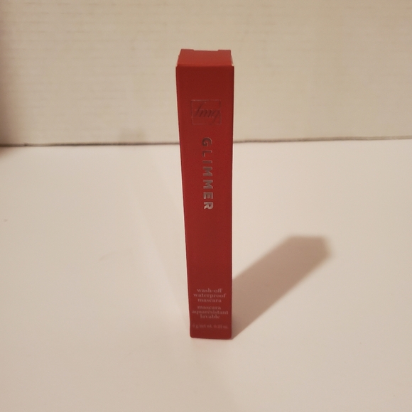 fmg Glimmer Wash-off Waterproof Mascara in Black - Picture 2 of 2